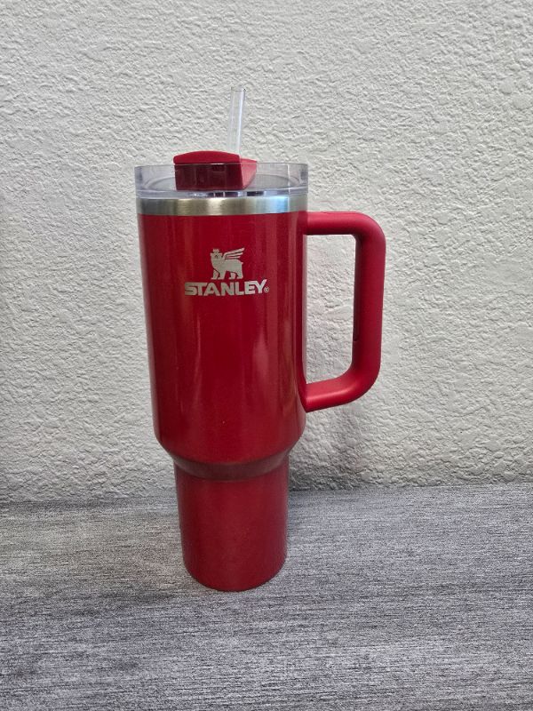 Photo 1 of Stanley 40 Oz Stainless Steel H2.0 FlowState Quencher Tumbler Red Dishwasher-Safe Drinkware for All Ages