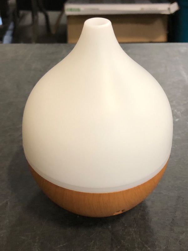 Photo 1 of SALKING Essential Oil Diffuser, 100ml Small Aromatherapy Diffuser with Auto Shut-Off Function, Ultrasonic Diffusers for Essential Oils, Cool Mist Humidifier with Warm White Lights, for Office Home