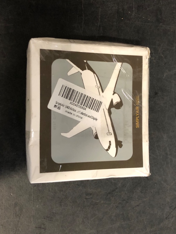 Photo 1 of 1/400 Airbus A380 Airplane Model Kits Plastic Airplane Model for Collection and Display