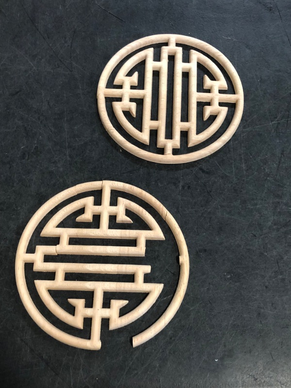 Photo 1 of 2PCS Round Wood Appliques Wood Carved Circular Onlay Applique for Home Furniture Door Cabinet Unpainted Decoration Carved Furniture Appliques Onlays(07,10x10cm/3.94x3.94)