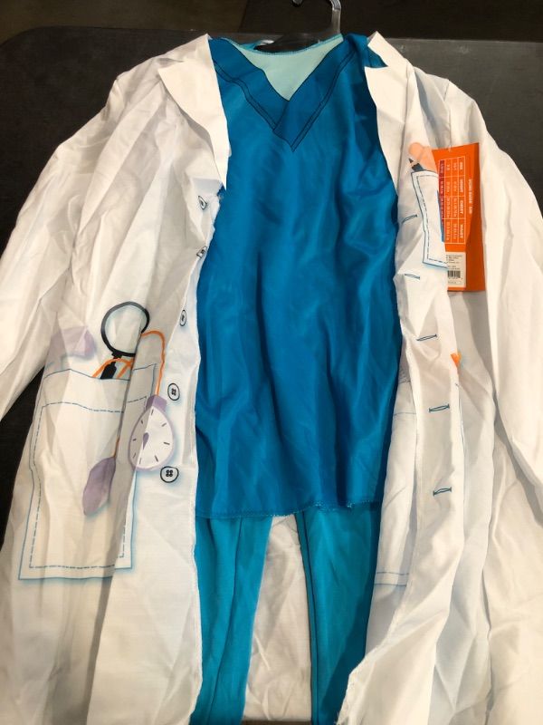 Photo 1 of Sizer L Nurse Costume 
