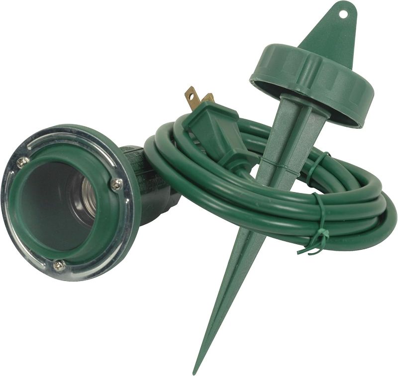 Photo 1 of Satco SF77/325 Outdoor PAR38 Flood Light Holder with Round Plate for Dual Mounting and Ground Stake, Green