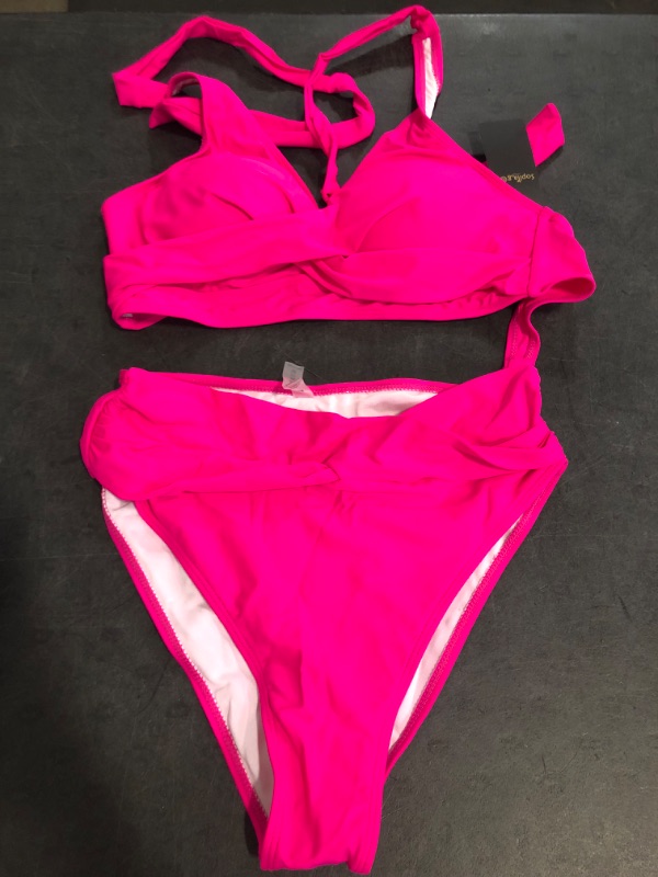 Photo 1 of Size M Sopliagon Women's Bikini Sets Twist Front Two Piece Swimsuit Halter Bathing Suit
