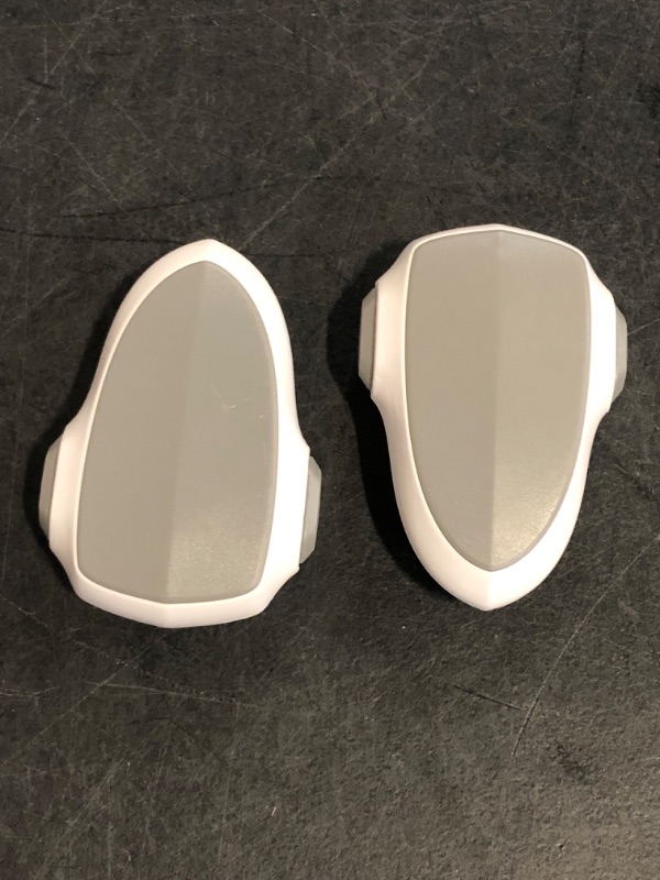 Photo 1 of 2 PCS Oven Door Lock Child Safety, Oven Baby Proof Childproof Oven Front Lock Easy to Install and Use Heat-Resistant and Durable Material, with 3M Adhesive, No Screws or Drill(2pcs,White)
