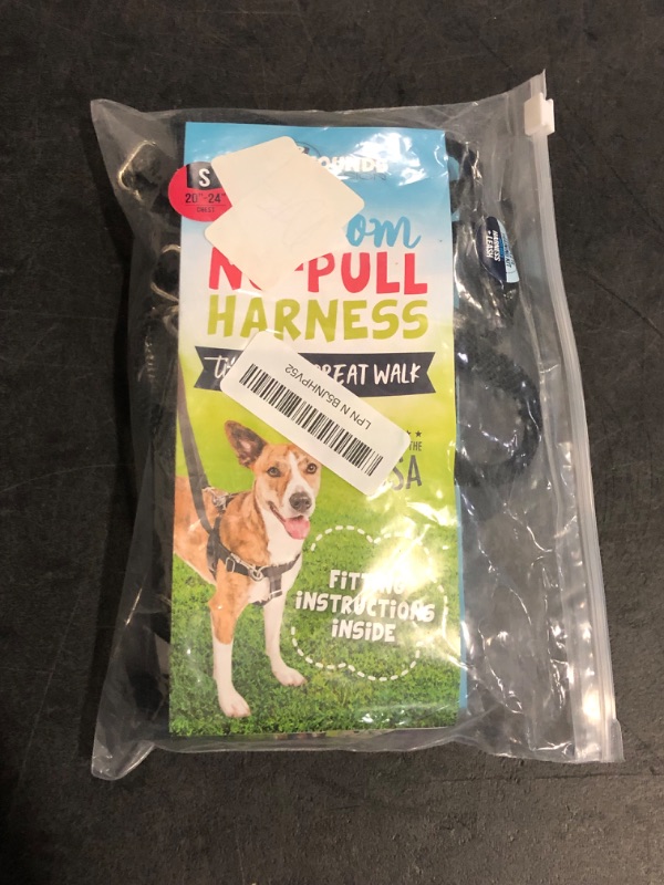 Photo 1 of Size S 2 Hounds Design Freedom No Pull Velvet Lined Dog Harness and Leash Training Package Black