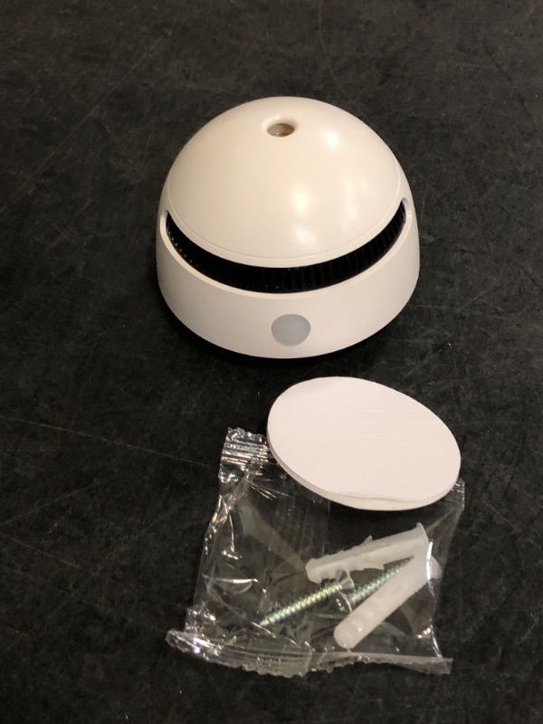 Photo 1 of 1 Pack Interconnected Smart Smoke Detector Smoke Alarm Bluetooth Real-Time App Alerts, Wi-Fi Smoke Detector Fire Detectors for Home Connectivity & 10-Year Battery Life & Multi-User Binding