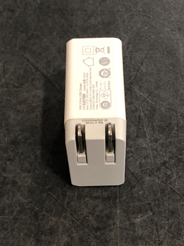 Photo 1 of USB Charger, Anker Elite Dual Port 24W Wall Charger, PowerPort 2 with PowerIQ and Foldable Plug for iPhone 15/14/13/12/11 Series, iPad Pro/Air 2/Mini 3/Mini 4, Samsung S4/S5, and More