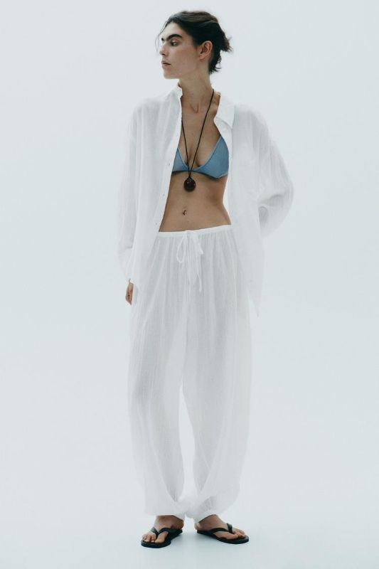 Photo 1 of (S) ZARA Womans Oversized Gauze Shirt 