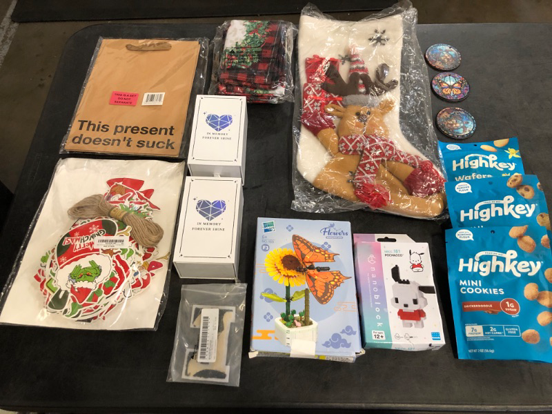 Photo 1 of 15 Miscellaneous Christmas Bundle *Sold as is ** 