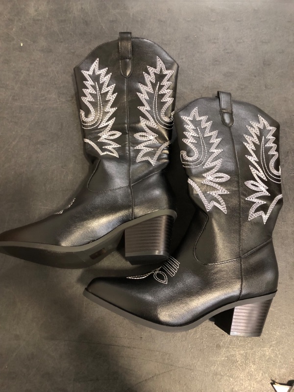 Photo 1 of Size 7 ZXHYZLZ Western Cowboy Boots for Women - Mid Calf Embroidered Cowgirl Boots, Slip On Pointed Toe Chunky Heel Fashion Retro Classic Boots