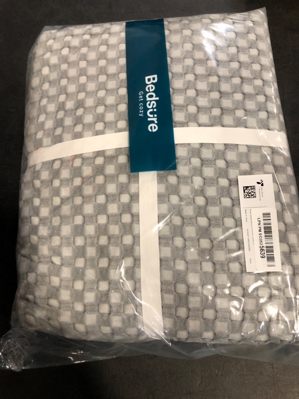 Photo 1 of Bedsure Cooling Cotton Waffle Oversized King Blanket - Lightweight Breathable Blankets Rayon Derived from Bamboo for Hot Sleepers, Luxury Throws for Bed and Sofa, Grey, 120x96 Inches