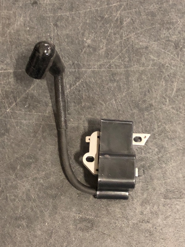 Photo 1 of Magorfas Ignition Coil 300953003 for Homelite Ryobi RY74003D UT-10514 UT-10518 UT-10517 UT-10520 UT-10516 UP07865 UP05851A A08676A UP05851 UP07865A U08653 PS06156 PS03634 Chainsaw
