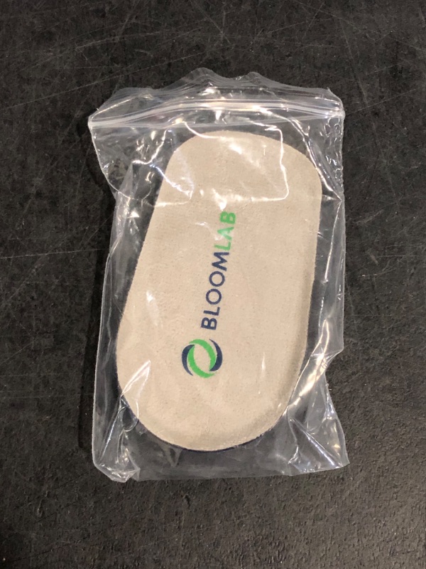 Photo 1 of Size M Orthopedic Heel Lift Inserts - 2 Pack, Plantar Fasciitis Relief, Height Increase Insole for Leg Length Discrepancies, Heel Spurs, Cups/Pads for Women/Men, Size M 0,6", Package May Vary**Missing One** 