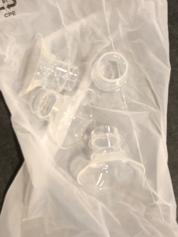 Photo 1 of Flange Inserts 17mm 19mm for Medela,Spectra 24mm Shields/Flanges,Compatible with TSRETE,CPPSLEE,Momcozy S9Pro/S9/S12Pro/S12 Wearable Breast Pump,Reduce 24mm Nipple Tunnel Down to 4pcs