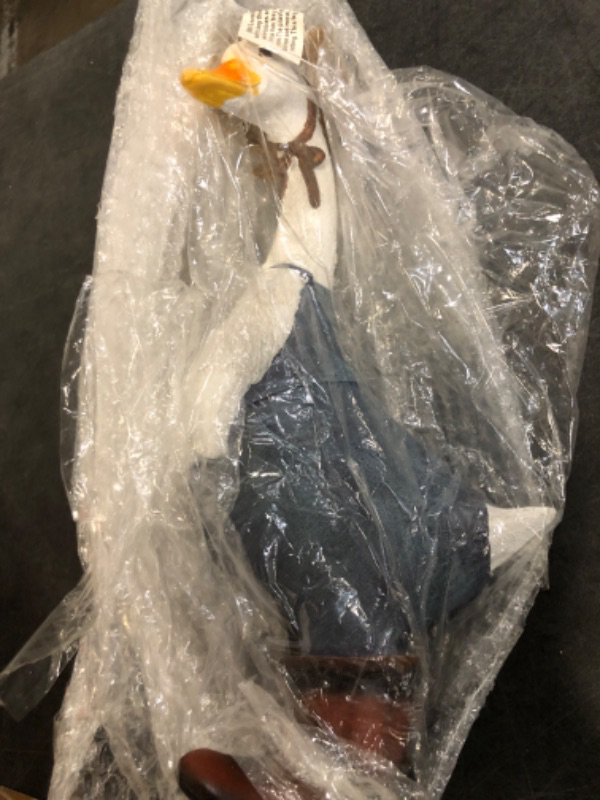 Photo 1 of Kelendle Garden Statues Duck Couple Indoor Outdoor Decorations Resin Ducks Figurines Cute Animal Ornaments Yard Art Decor for Garden Patio Lawn Home Office Gifts