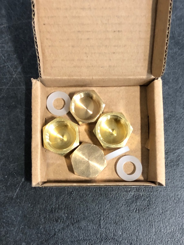 Photo 1 of YHXiXi 4pcs Brass Pipe Caps with Rubber Washers 3/8 inch NPT Female Pipe Plugs Hex Threaded Head Caps Male End Caps Gas Line Caps Plumbing Pipe Fittings Thickened and Regular Models