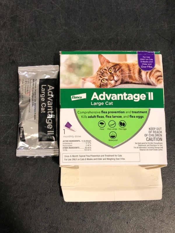 Photo 1 of Advantage II Large Cat Vet-Recommended Flea Treatment & Prevention | Cats Over 9 lbs. | 1-Month Supply