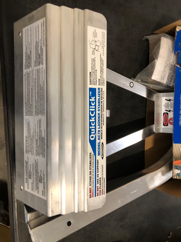 Photo 1 of Werner AC78 Quickclick Stabilizer , 45"