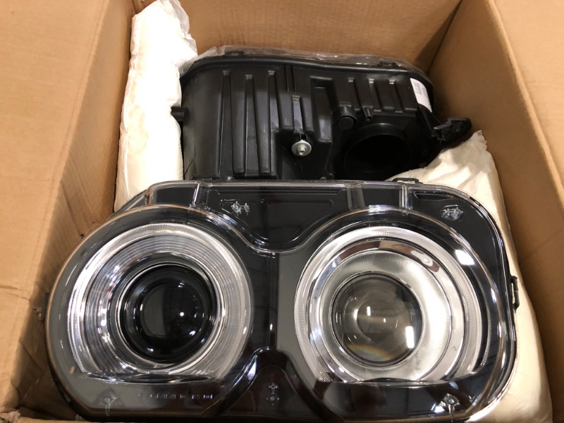 Photo 1 of Front Headlight Assembly For 2015 2016 2017 2018 Dodge Challenger,Left Driver+Right Passenger Side Replacement,Halogen Headlamp Black Housing Clear Lens