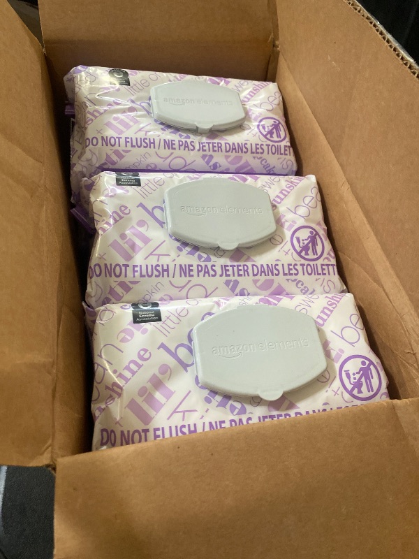 Photo 1 of Amazon Elements Baby Wipes, Unscented, 810 Count, Flip-Top Packs
