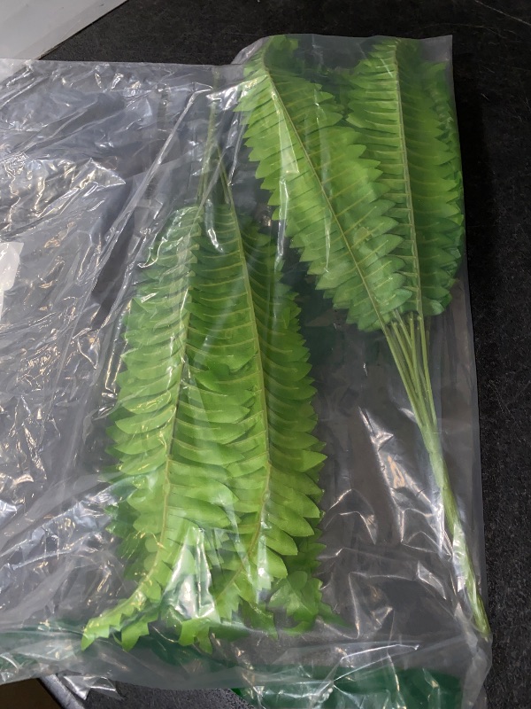 Photo 1 of  Resistant Lifelike Artificial Boston Fern, Lifelike Faux Fern Faux Ferns for Outdoors Silk Fern Grass Faux Flowers Faux Fern for Porch Window Home Decor (2PC)