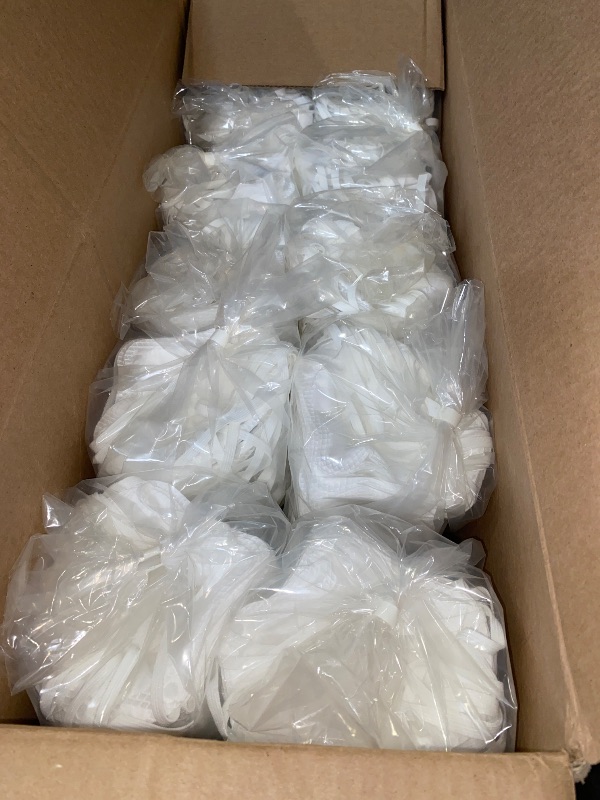 Photo 1 of Honeywell DF300 N95 Flatfold Disposable Respirator 10 PACK OF 20