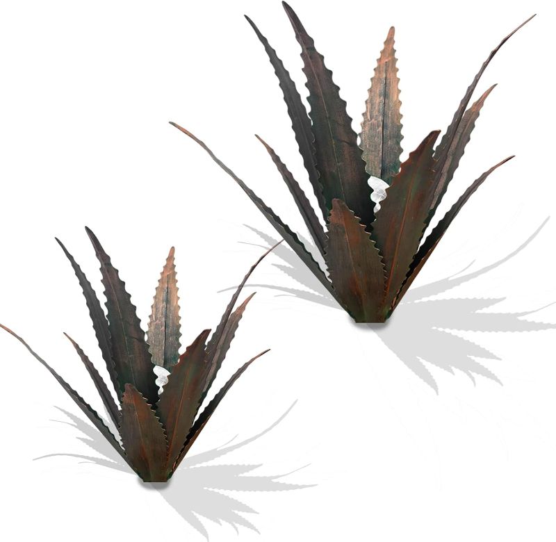 Photo 1 of 2 PCS Metal Agave Sculpture Decoration, Vintage Country Hand-Painted Sculpture DIY Metal Agave Plant, Home Garden Courtyard Lawn Outdoor Decoration (Serrated Antique Bronze Color)
