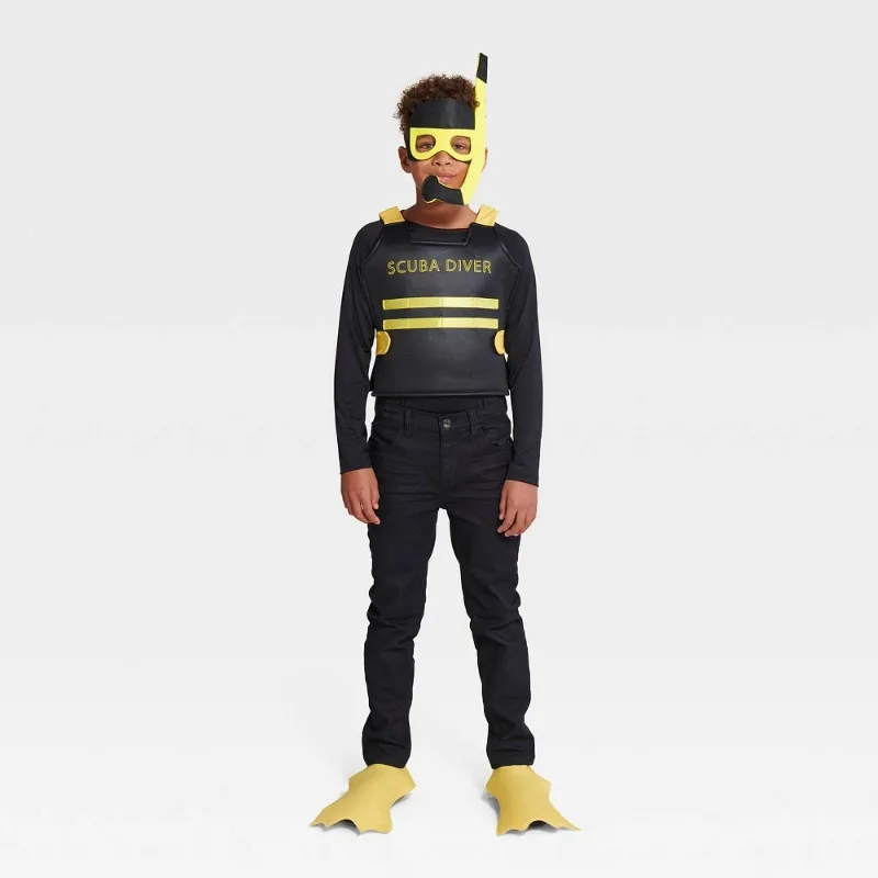 Photo 1 of SIZE 5-10 Kids' Scuba Halloween Costume Kit One Size Fits Most - Hyde & EEK