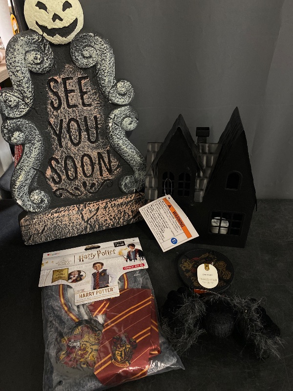 Photo 1 of LOT OF 3 5T CHILD HALLOWEEN COSTUME & DECOR BUNDLE