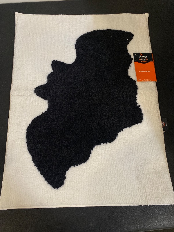 Photo 1 of Halloween Bat Bath Rug Cream - Hyde & EEK