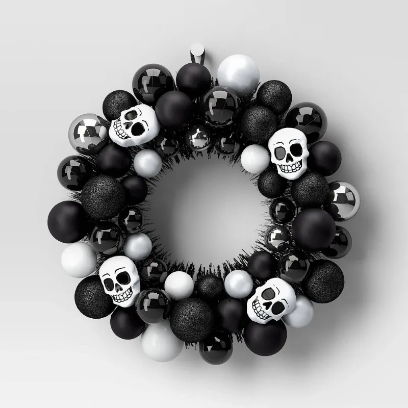 Photo 1 of 16" Skulls Shatterproof Wreath Black Halloween Decorative Prop - Hyde & EEK