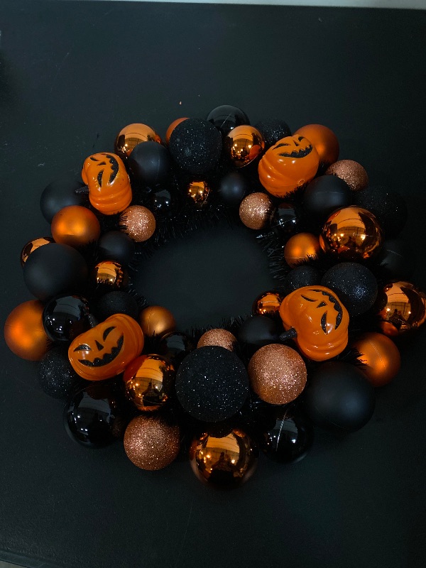 Photo 1 of 16" Pumpkins Shatterproof Wreath Halloween Decorative Prop - Hyde & EEK