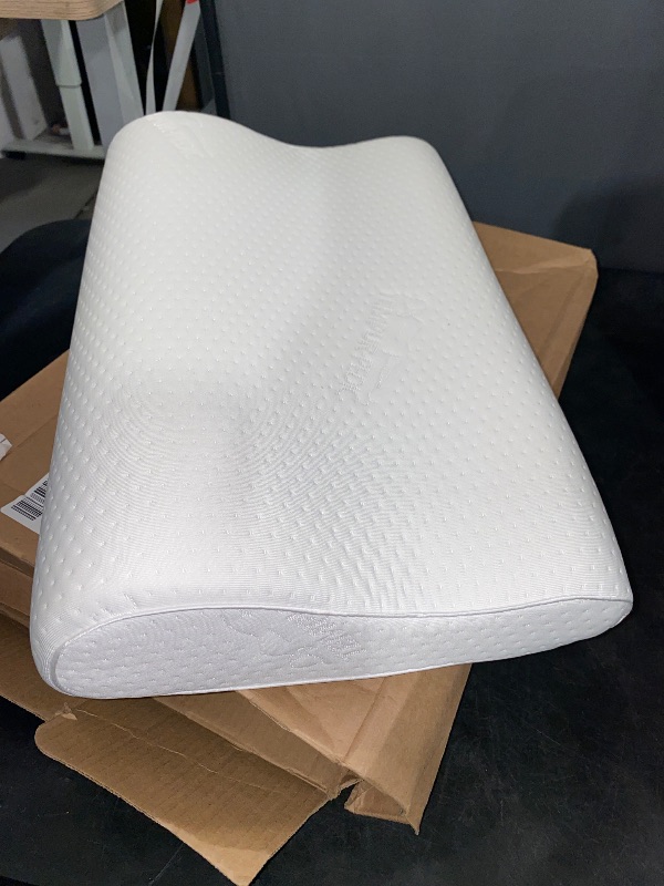 Photo 1 of Tempur-Pedic TEMPUR-Ergo Neck Pillow, Medium Profile, White