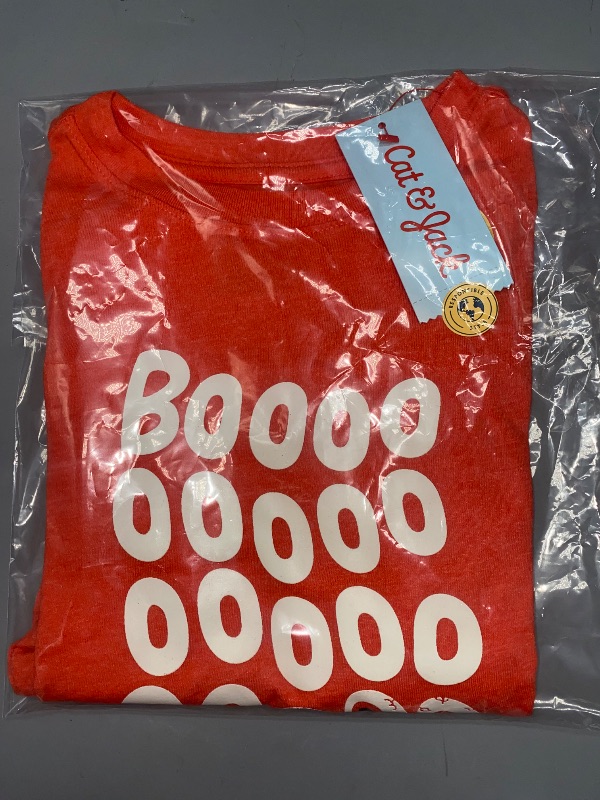 Photo 1 of LARGE 10/12 Cat & Jack Boys' Glow in The Dark Halloween Graphic T-Shirt