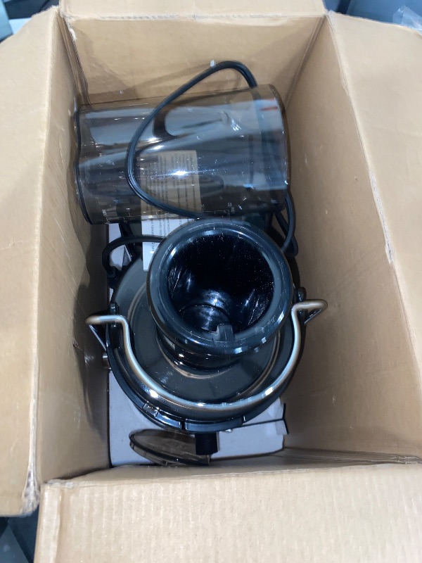 Photo 1 of Juicer Machine 1000w Juice Extractor 3" Feed Chute for Whole Fruit Vegetable