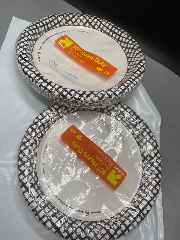 Photo 1 of 2 PACK- Halloween Disposable Plate 10" - Black Plaid - 24ct