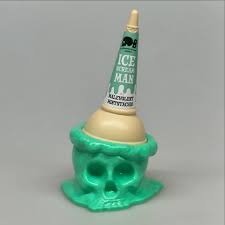 Photo 1 of 3 pcs Malevolent Mintstachio Ice Scream Man for Target
Halloween 2024
