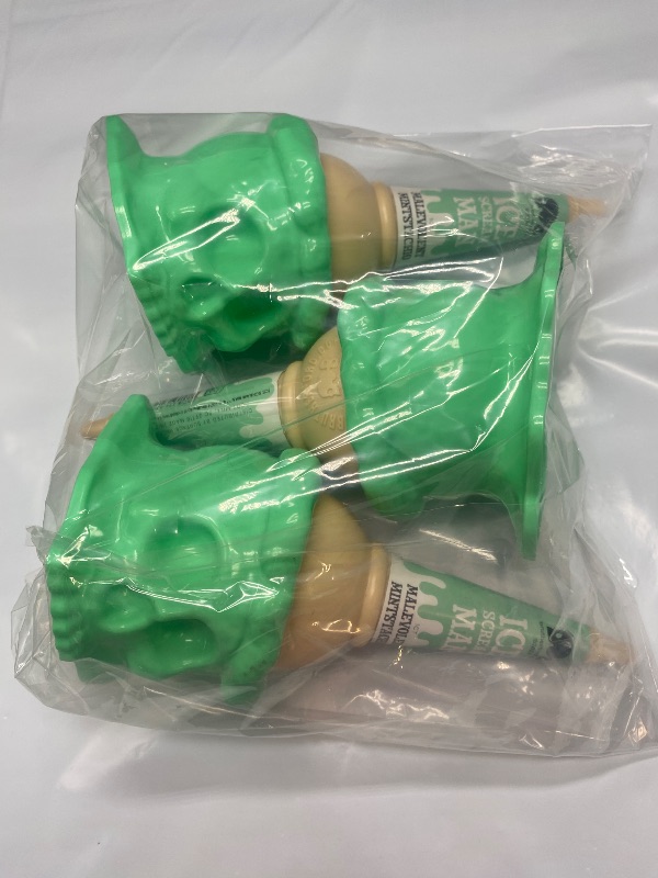 Photo 1 of 3 pcs Malevolent Mintstachio Ice Scream Man for Target
Halloween 2024