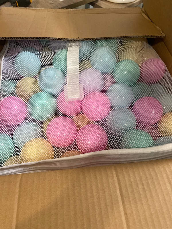 Photo 1 of Amazon Basics BPA Free Crush-Proof Plastic Ball, Pit Balls with Storage Bag, Toddlers Kids 12+ Months, Pack of 400 Balls, 6 Pastel Colors
