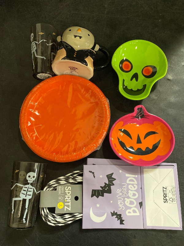 Photo 1 of 7 Item Seasonal & Party Supplies Bundle | 3 Cups, 2 Bowls, 4 Gift Bags, 20 Plates