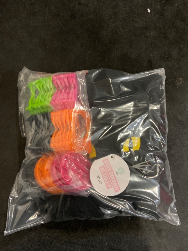 Photo 1 of NEW 2024 Bullseye Black Cat Kids Hooded Fleece Blanket 23in x 21in Halloween/ 6 push pop pumpkins/ 24 fake teeth. 