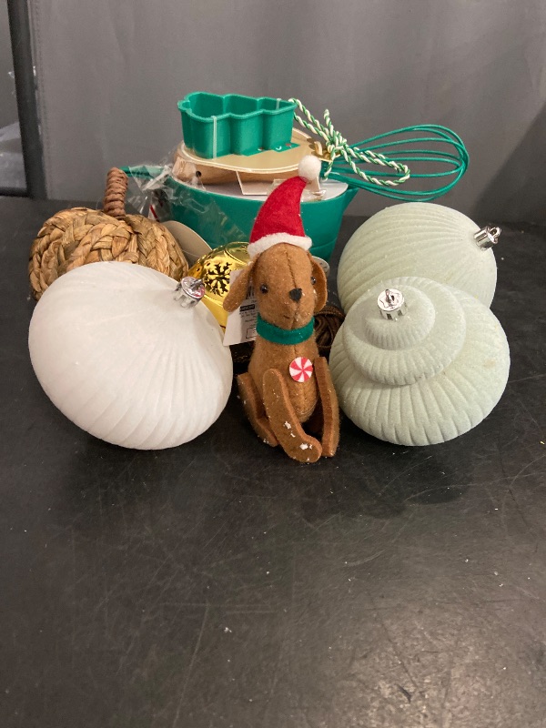 Photo 1 of Misc Christmas items