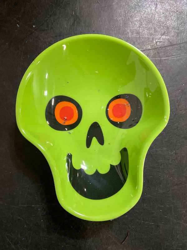 Photo 1 of (3) 10 Fl Oz Halloween Melamine Figural Skeleton Snack Bowl Green/ 6 pack fangs