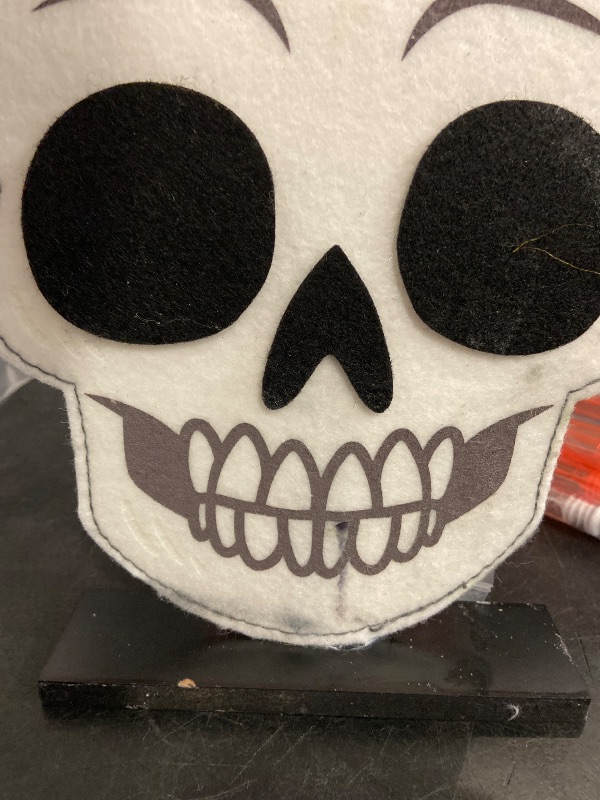 Photo 1 of 3pc Halloween Items - Felt Skull & 2 Pack (24CT) Of Bubbles 