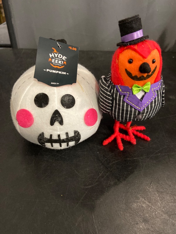 Photo 1 of 2 items - Pumpkin felt & Gourdon