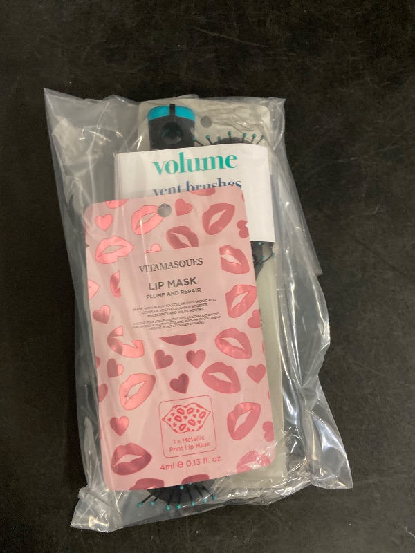 Photo 1 of Conair Brush, Value Pack - 1 Ea/ Vitamasques Lip Mask and Repair - Plump - 0.13 Fl Oz