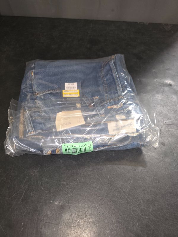Photo 1 of S 6 Women's Mid-Rise 90's Baggy Jeans - Universal Thread™ Dark Wash 