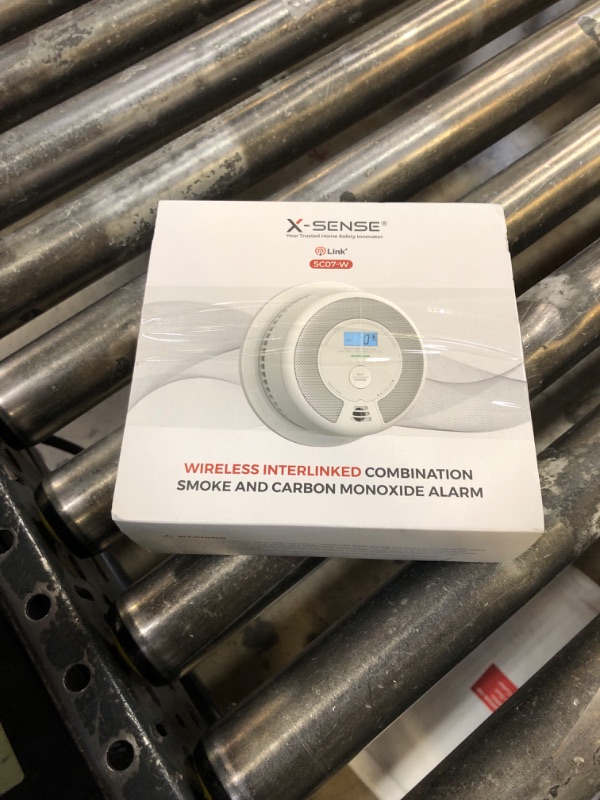 Photo 1 of X-Sense Wireless Interconnected Combination Smoke and Carbon Monoxide Detector with LCD Display & 10-Year Battery, Over 820 ft Transmission Range, 1-Pack