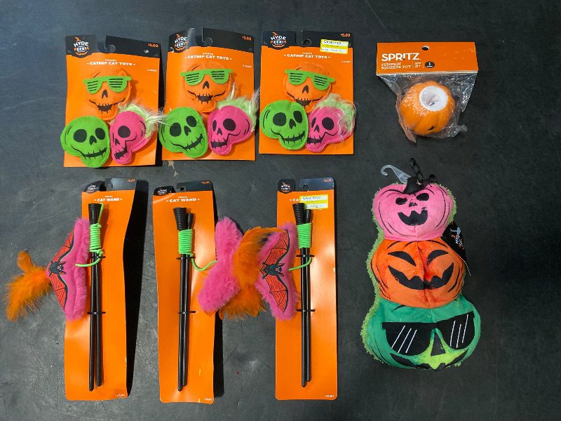 Photo 1 of 8 items of halloween cat toys 