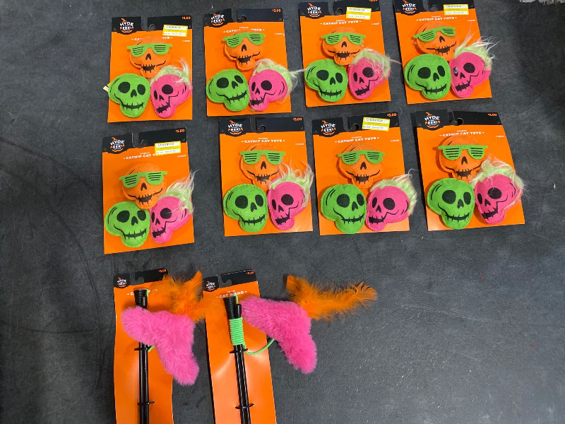 Photo 1 of 10 Items of halloween cat toys 